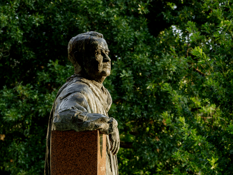 Henry Bennett Statue
